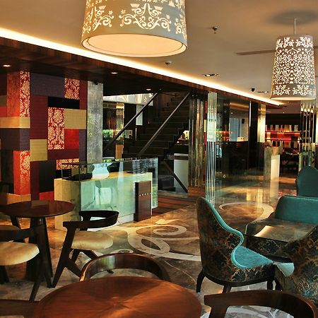 Maya Hotel Chandigarh Ngoại thất bức ảnh